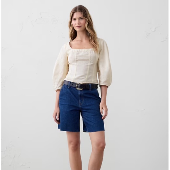 Banana Republic Tops - Cream Blouse